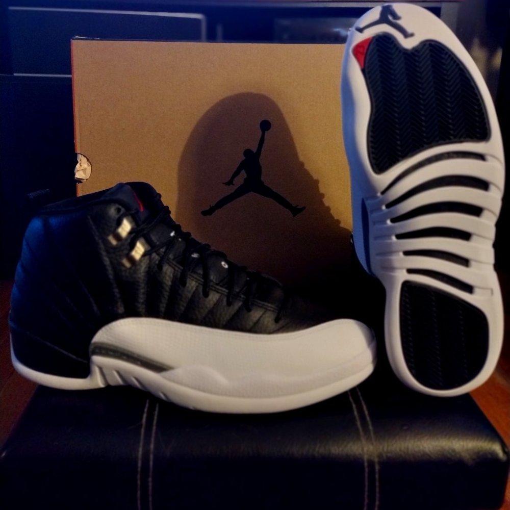 Jordan 12 Retro Playoffs (2022) SIZE 11.5